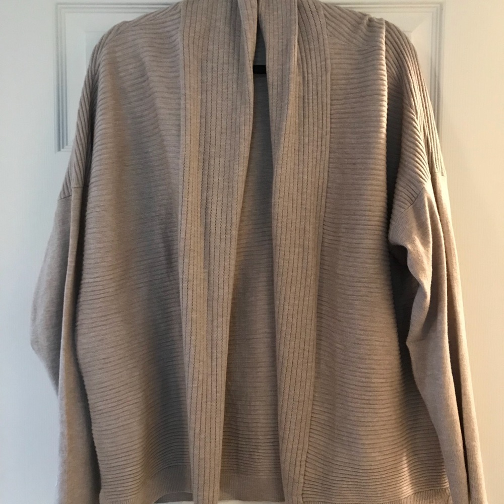 NWOT. Maurice’s Cardigan. Size Large.